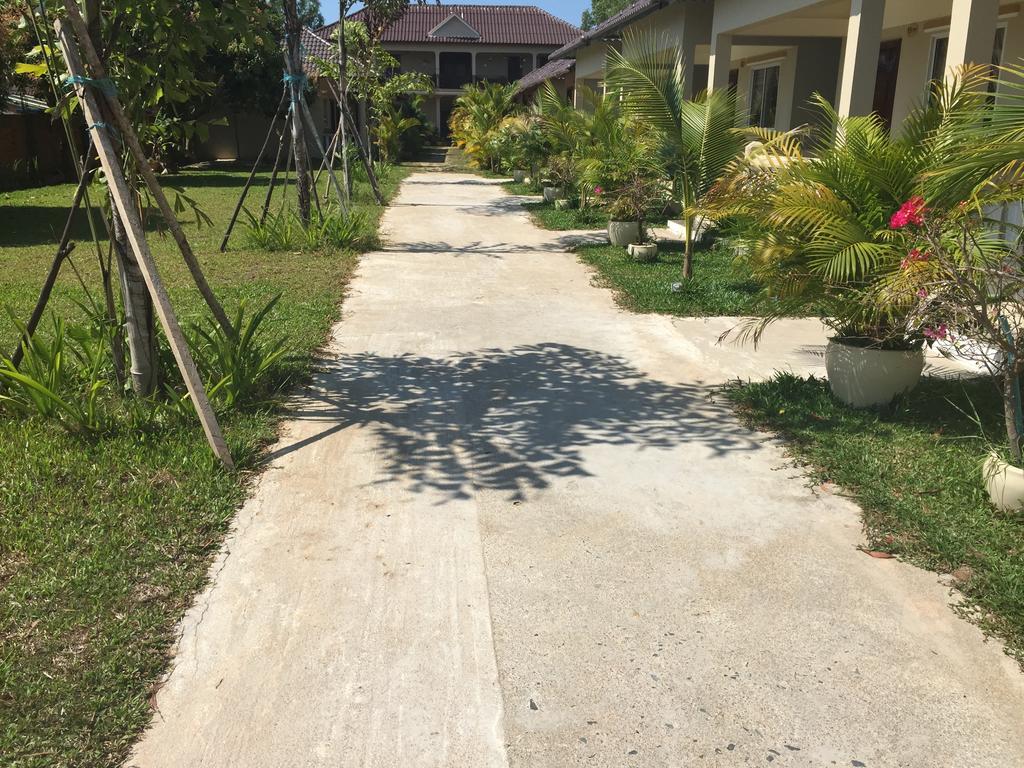 The Moonflower Bungalow Hotel สีหนุวิลล์ ภายนอก รูปภาพ