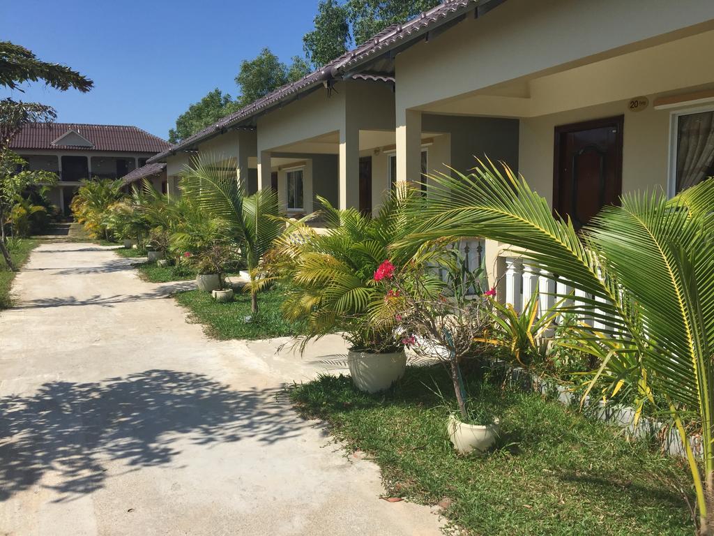 The Moonflower Bungalow Hotel สีหนุวิลล์ ภายนอก รูปภาพ