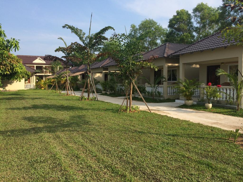 The Moonflower Bungalow Hotel สีหนุวิลล์ ภายนอก รูปภาพ