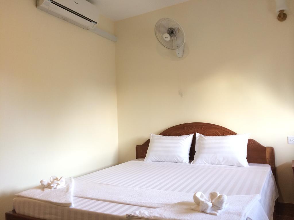 The Moonflower Bungalow Hotel สีหนุวิลล์ ภายนอก รูปภาพ