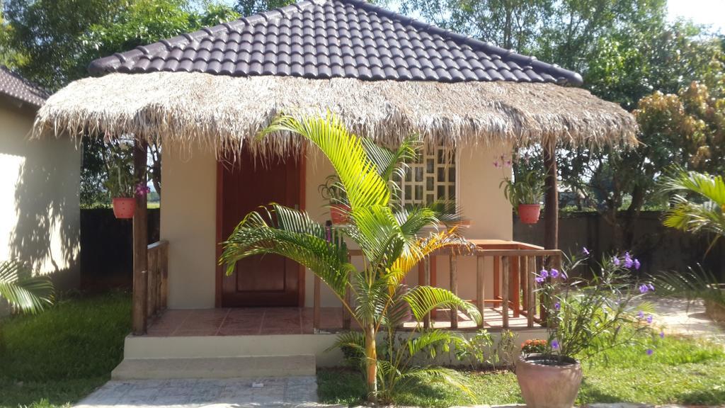 The Moonflower Bungalow Hotel สีหนุวิลล์ ภายนอก รูปภาพ